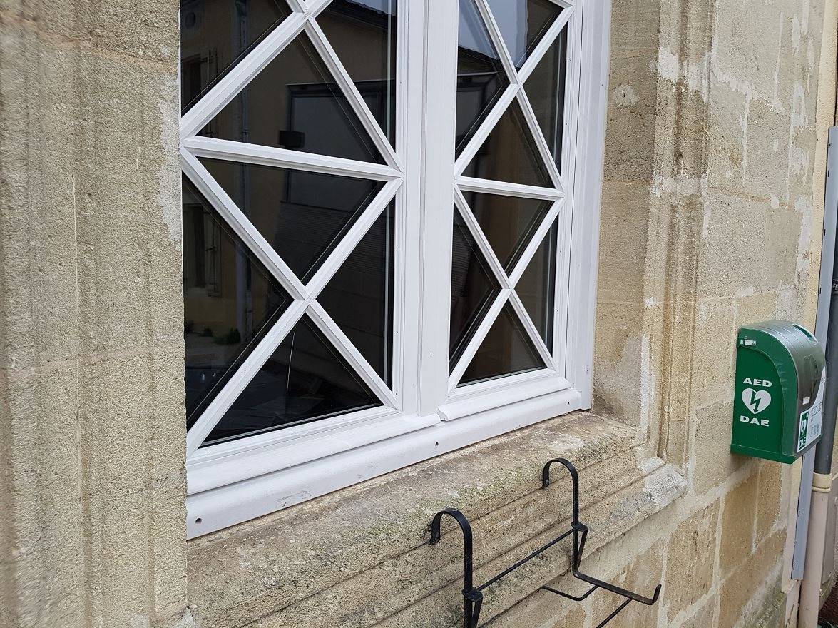 pose fenêtre bois sur mesure à Saint Macaire