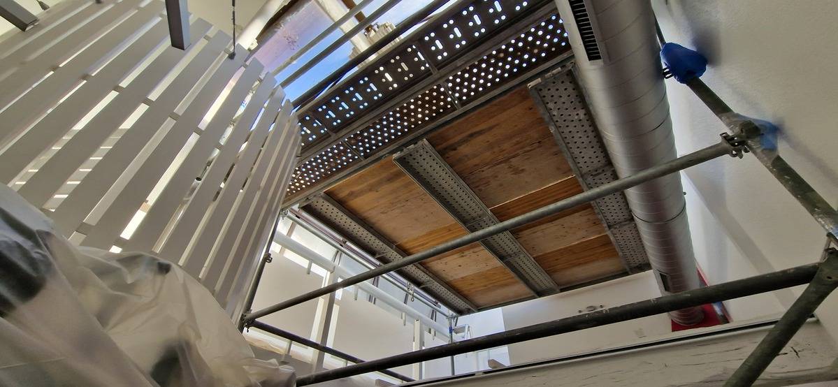 Verrière en polycarbonate pour un salon de coiffure à Bazas
