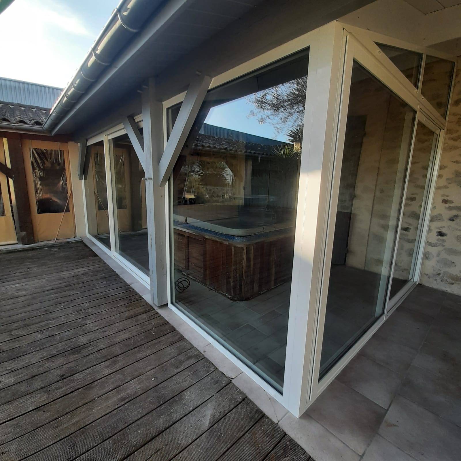 Terrasse couverte avec véranda en aluminium