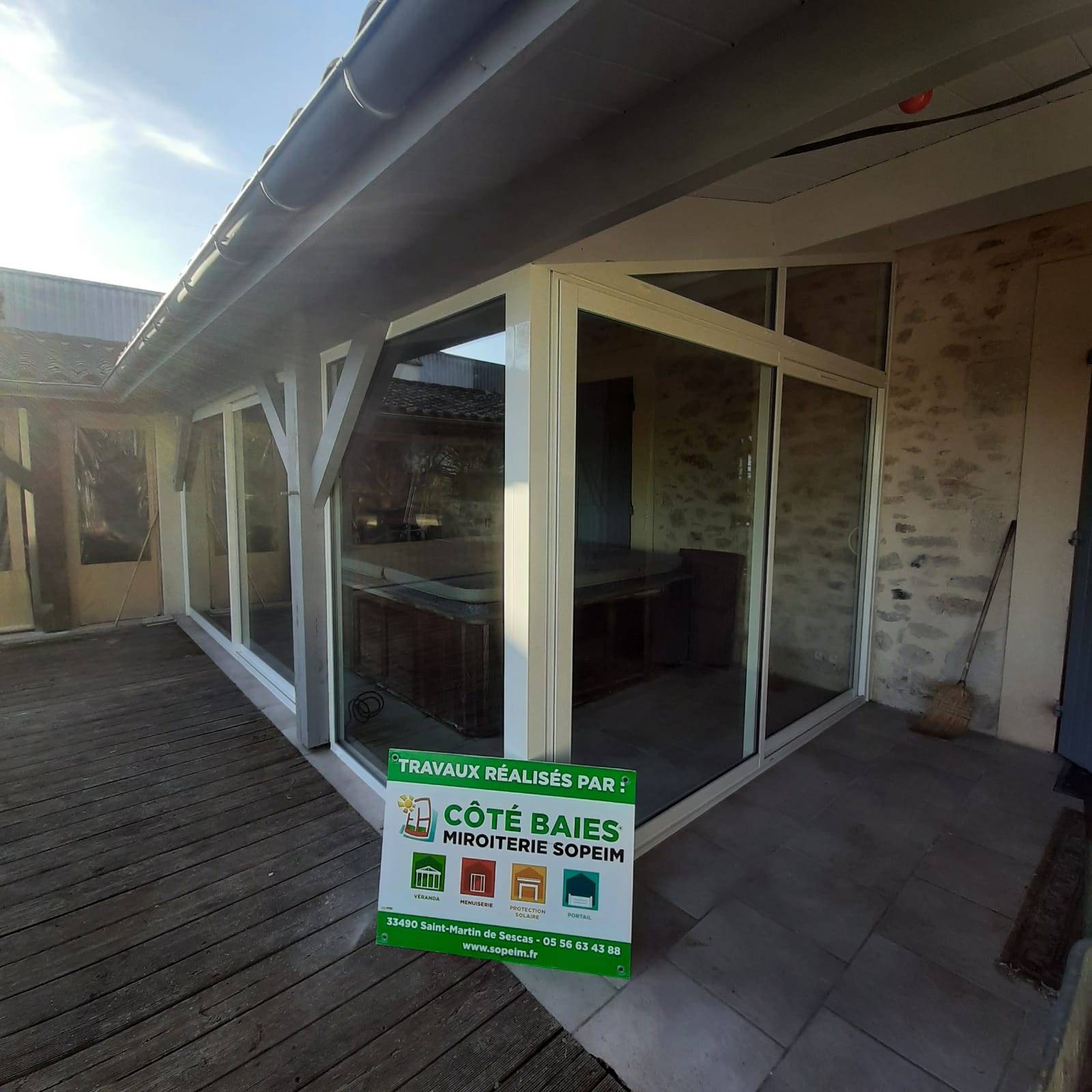 Fermeture terrasse couverte vue panoramque dans l'Entre deux Mers