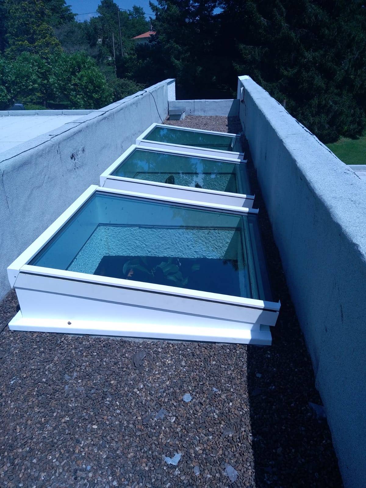 Réalisation d'une verrière en aluminium sur mesure à Carignan