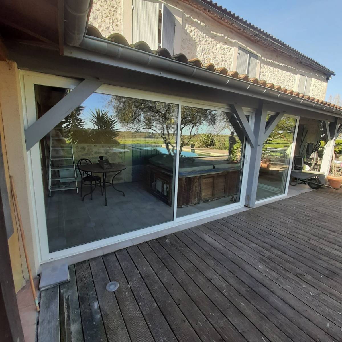 Véranda en aluminium pour profiter de sa terrasse