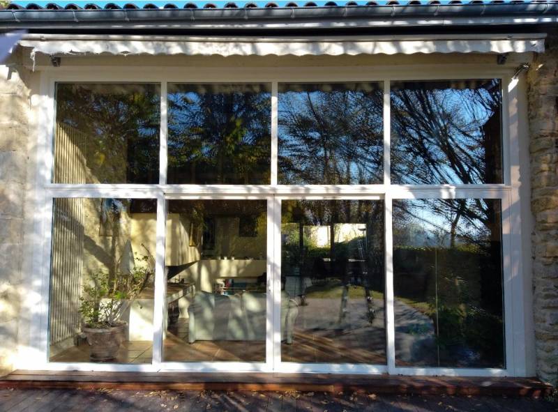 Changement de menuiseries pour une maison ancienne à Saint Pierre d'Aurillac : modernisez votre habitat avec des solutions sur mesure