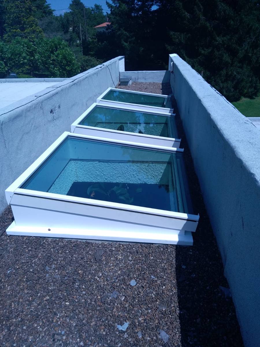 Réalisation d'une verrière en aluminium sur mesure à Carignan