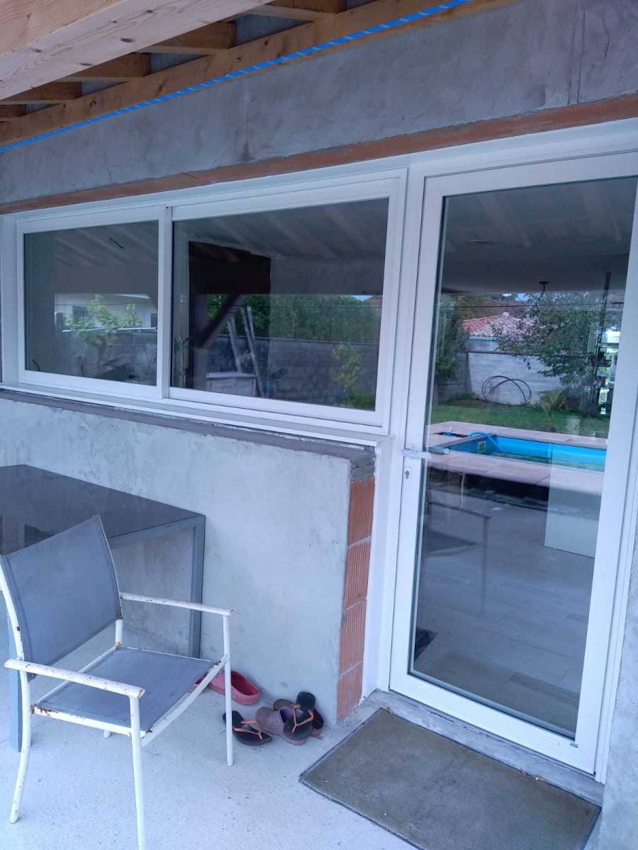 Ensemble de menuiserie coulissante aluminium sur mesure à Bordeaux Mérignac